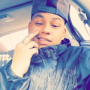 Meet your Posher, Ethan